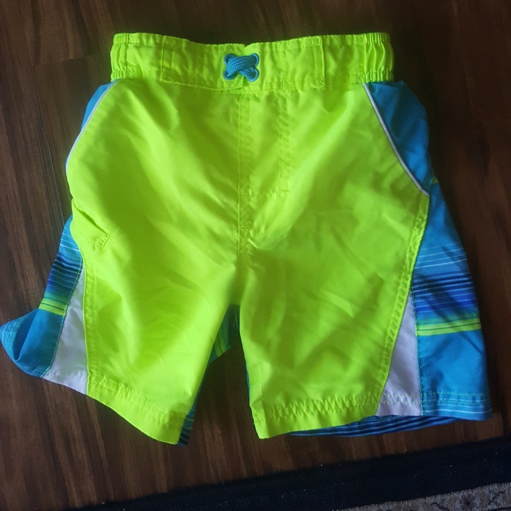 🏊‍♂️ 3/$30 🏊‍♂  Wonder Nation X sm(4-5) trunks